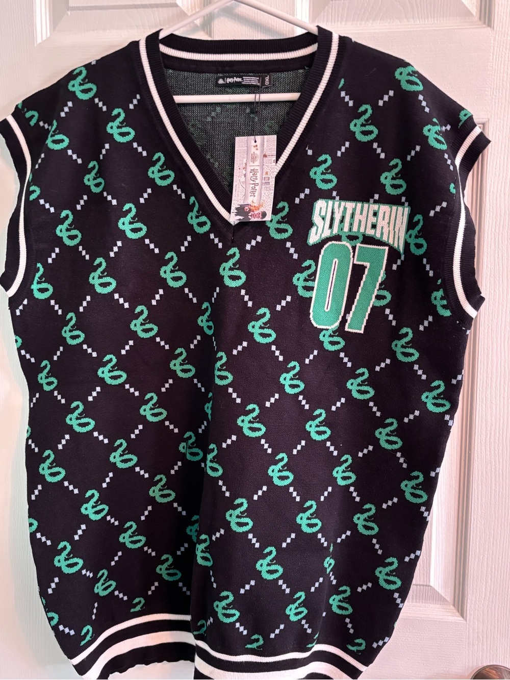 NWT Slytherin 07 Knit Vest - Black & Green size XL
